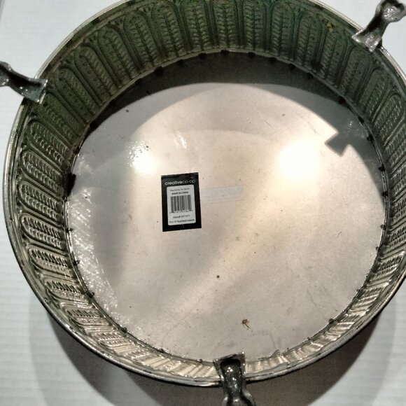 Round Metal Cake/Display Risers, Set of Two, Vintage, NWT - Picture 6 of 14